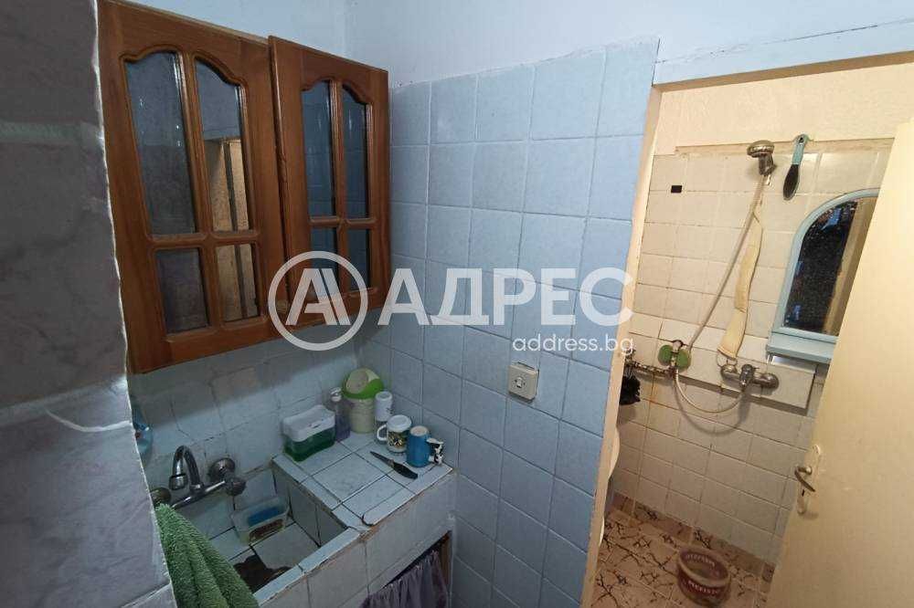 Продава се Едностаен апартамент в Разград, Център - 37 кв.м за 1034 €/кв.м - Снимка #6