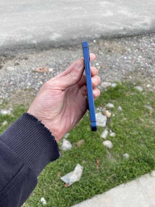 iPhone 12 mini 64GB aybi yo’q