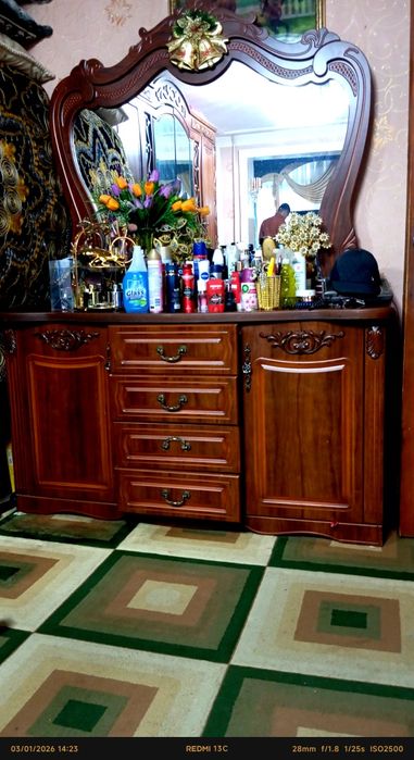 Barcha mebellar sotiladi