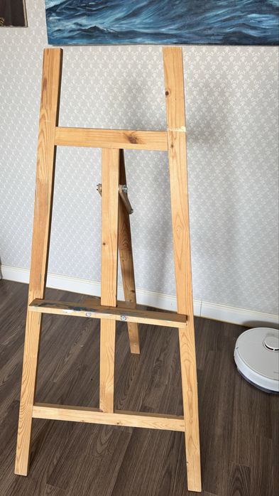 Продам деревянный мольберт
