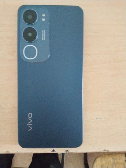 Продам Vivo y19s в идеальном состоянии