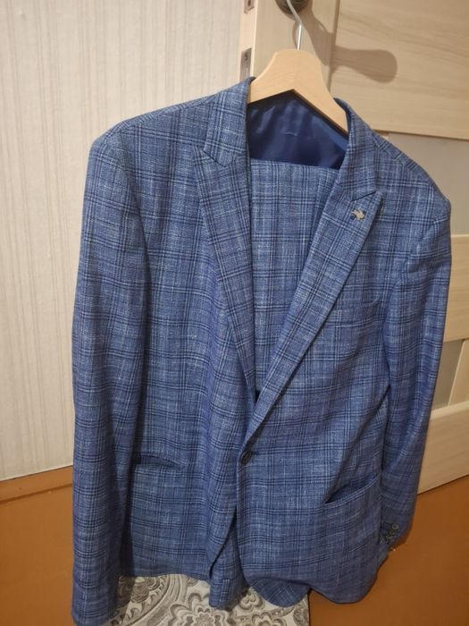 Продам костюм мужской