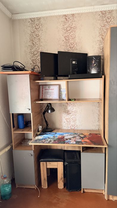 Продам компьютерный стол , лофт графит