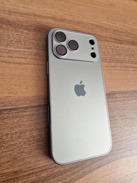 Матов Стъклен Кейс за Apple iPhone 17 Pro - Различни цветове