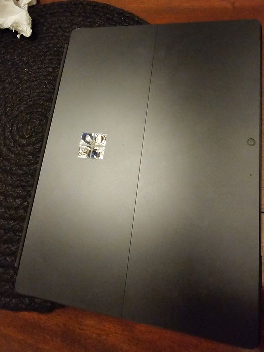 Ofer spre vanzare tableta Microsoft Surface pro 9  i5