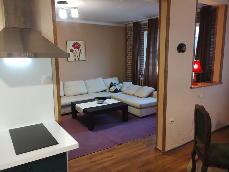 Дава се под наем Тристаен апартамент в София, Лагера - 100 кв.м за 739.5 € - Снимка #1