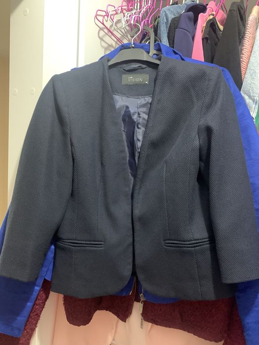 Лот от 5 връхни дрехи