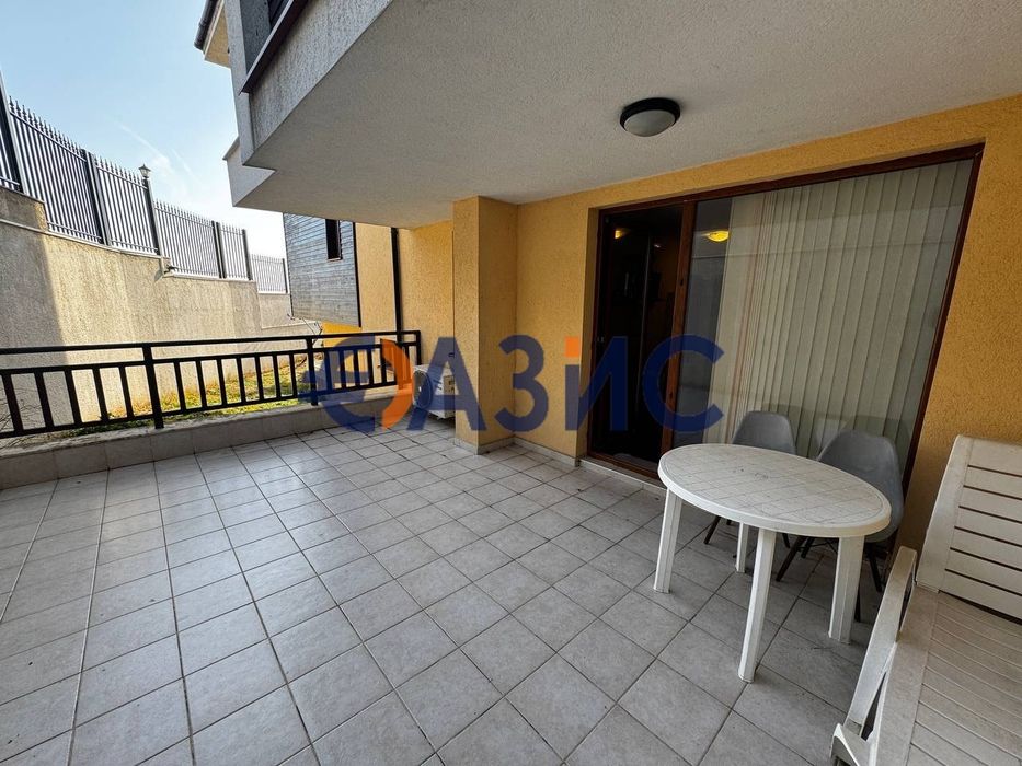 Продава се Едностаен апартамент в Созопол - 51 кв.м за 883 €/кв.м - Снимка #8