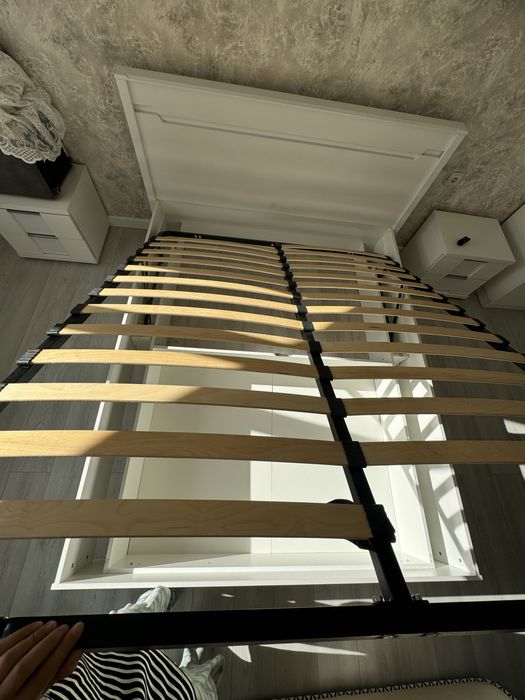 Спальный гарнитур 190х2000