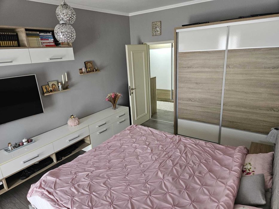 Vanzare apartament 3 camere 9 Mai- ProfiCity