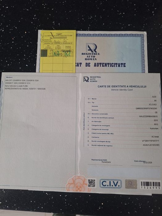 Vând audi Q5/3x S-line/Quattro/2.0 tdi