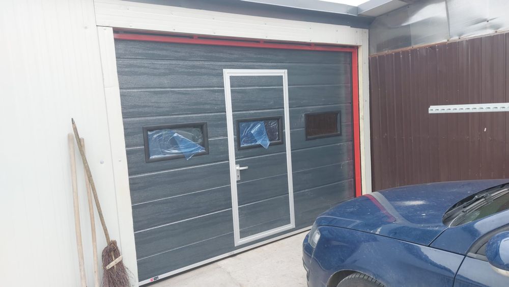 Usi de garaj premium