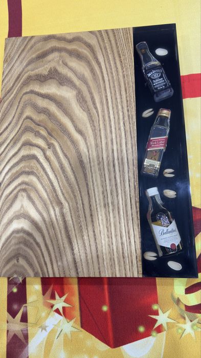 Дъска за мезета със епоксидна смола