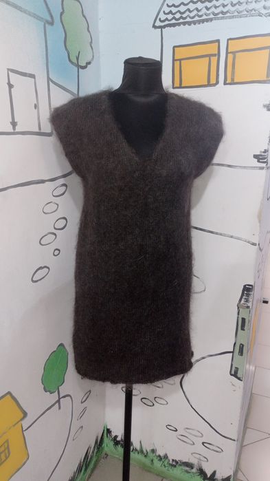 Продам жилет пуховый