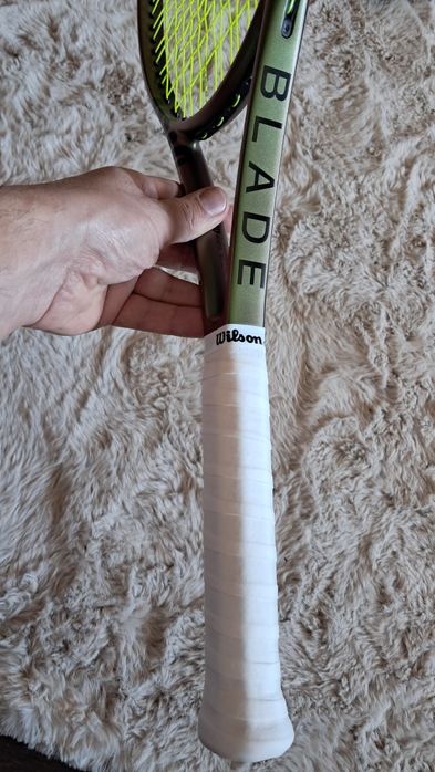 Rachetă tenis Wilson Blade 100, V8, 300g