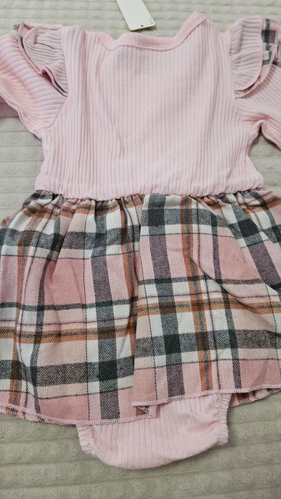 Rochie fetițe 9-12 luni nouă cu body