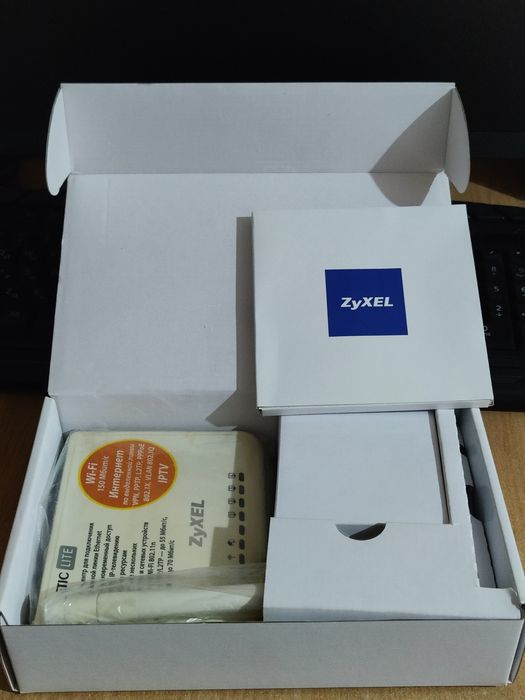 Модем WiFi Роутер Zyxel Keenetic Lite