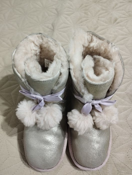 UGG Gita originale măr 35