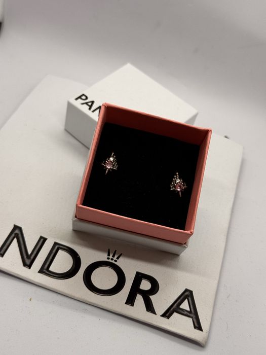 Пандора обеци Pandora