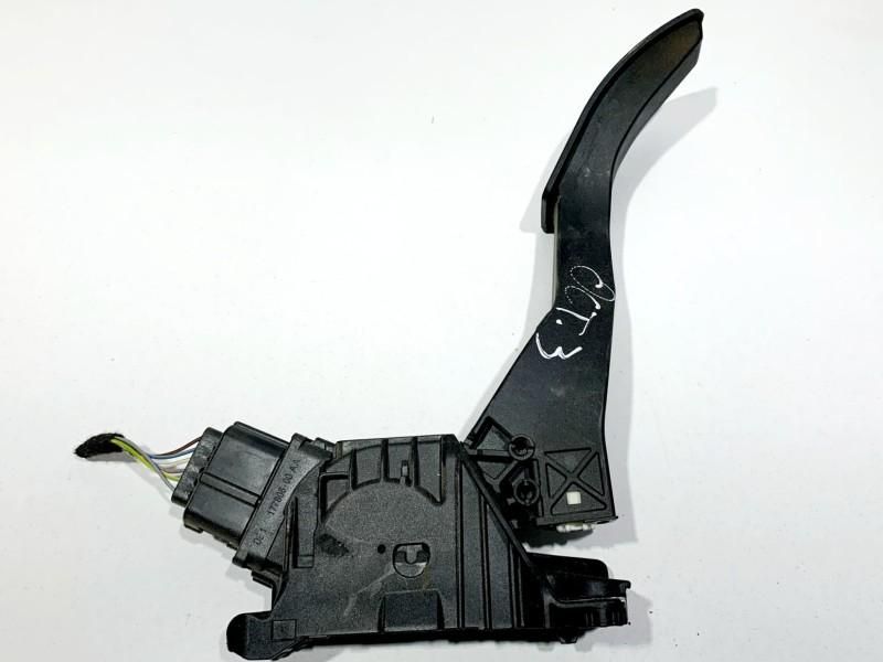 Pedala acceleratie Skoda Octavia 3 5Q1723503F 2.0 tdi cutie automata c