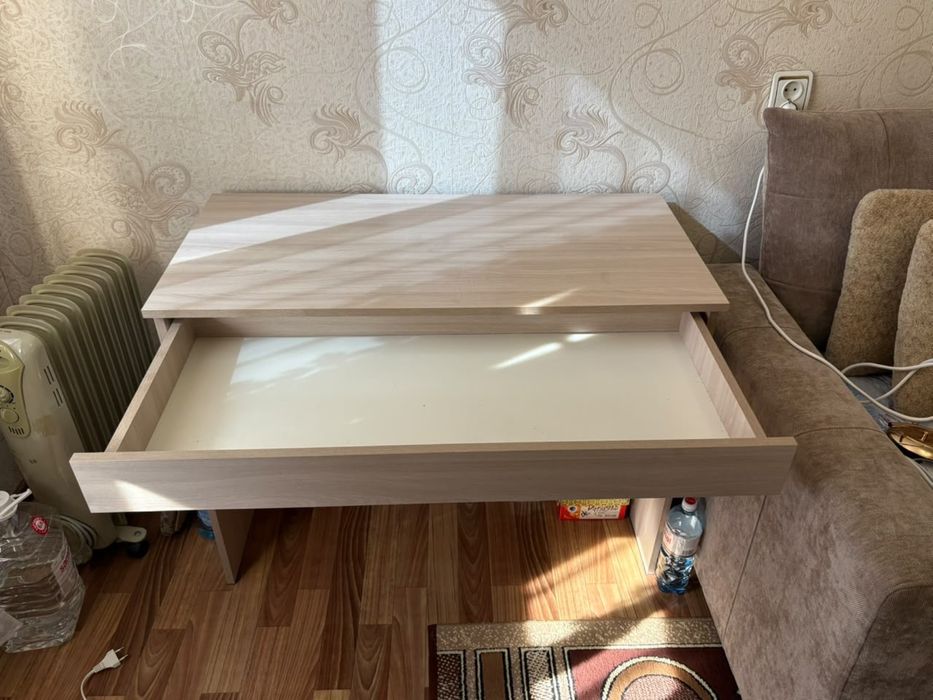 Продам письменный стол
