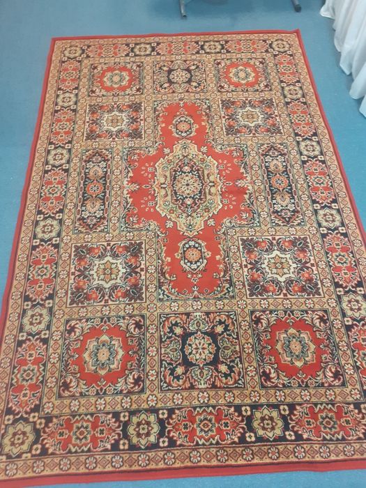 Ковёр 2м на 3м 30 000тг