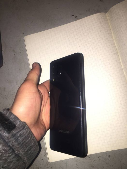 Самсунг А22 телефон