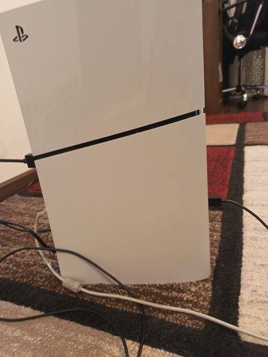 Titlu recomandat:
PS5 Slim 1TB Ca Nou, Garanție, 2 Controllere, Funcționează Perfect