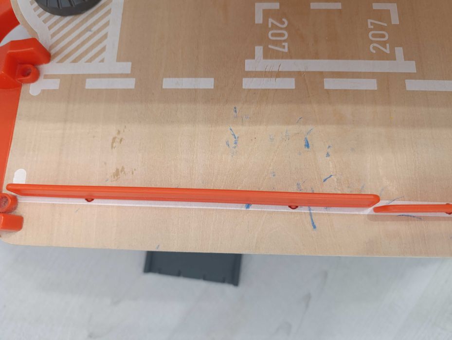 Детска дървена писта/паркинг