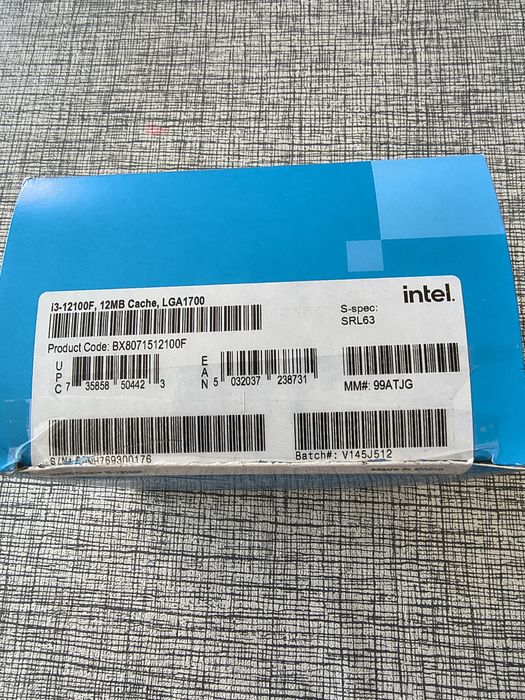 Продавам процесор Intel i3 12100F