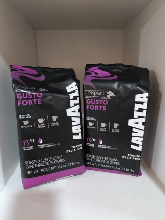 Vand cafea Lavazza boabe