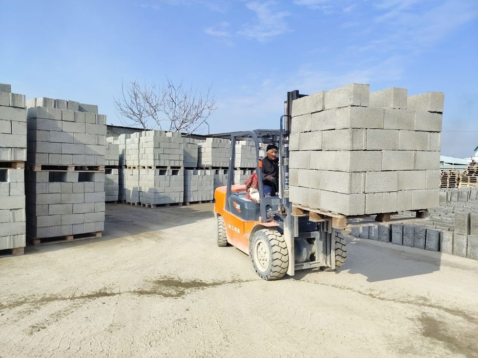 Пескоблоки стеновые и заборные