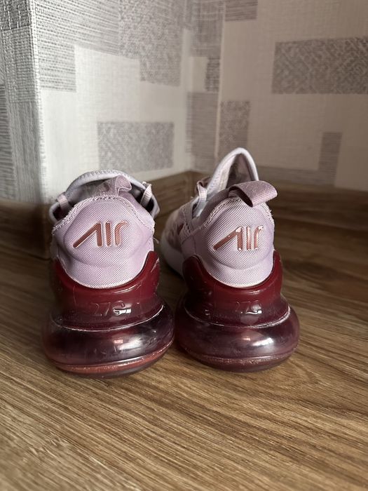 Дамски маратонки Nike