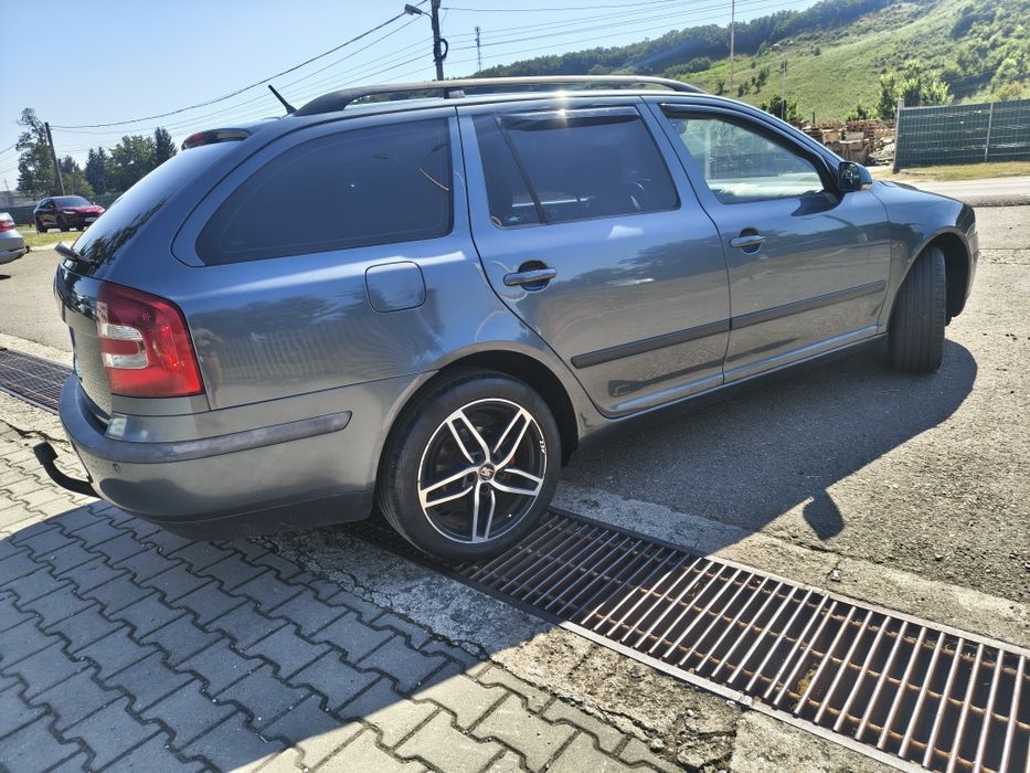 Vând Skoda Octavia 2
