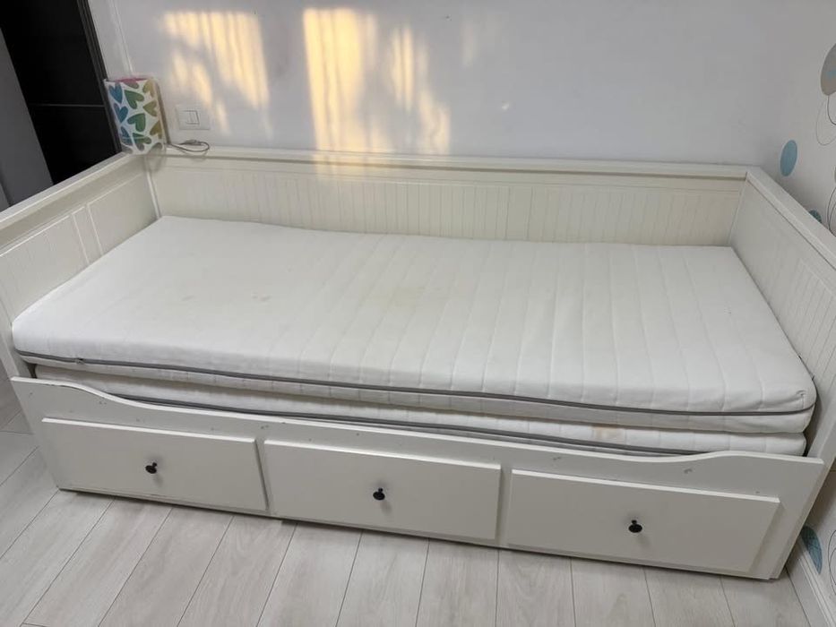 Divan Hemnes IKEA, stare buna, include saltele