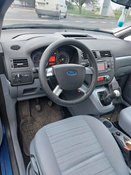 Dezmembrez Ford c-max