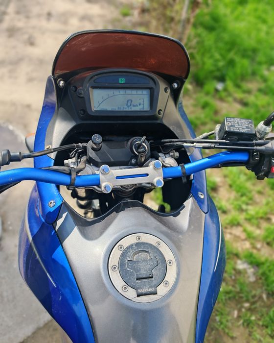 Suzuki XF  650 (freewind) A2