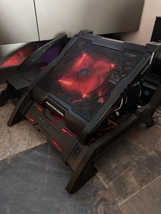 Pc i7 5820K/ 16GB DDR4/SSD/450W Sistem Gaming sau pe piese