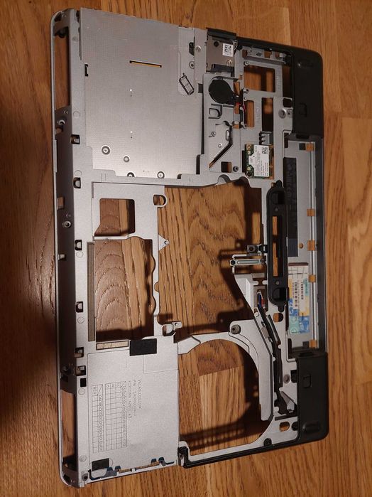 Части за Dell Latitude E6540