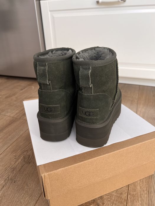 UGG classic mini platform 37