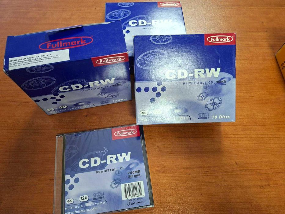 CD-RW Fullmark – презаписваеми компактдискове, 6€/кутия от 10 диска