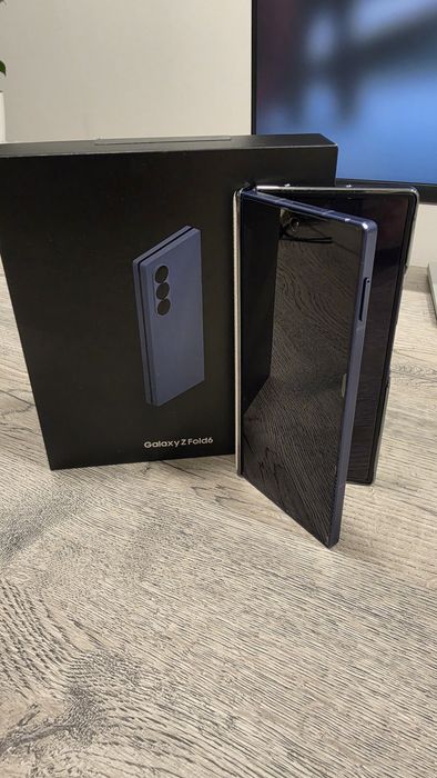 Samsung Galaxy Z Fold 6