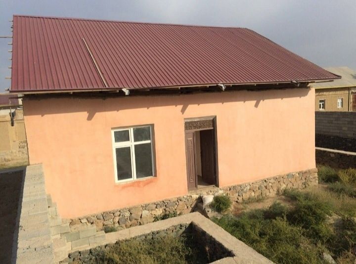 Нарпайда Бахт кучасида ховли сотилади