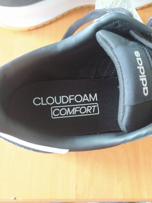 Кроссовки Adidas