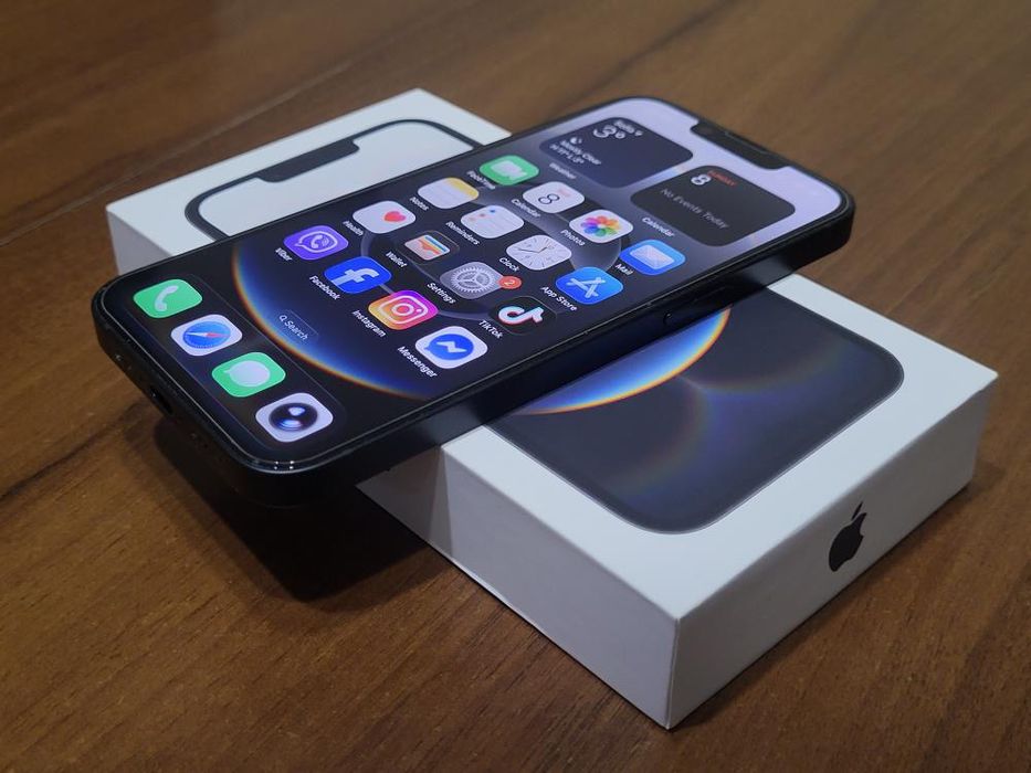 IPhone 16e 128 GB с гаранция