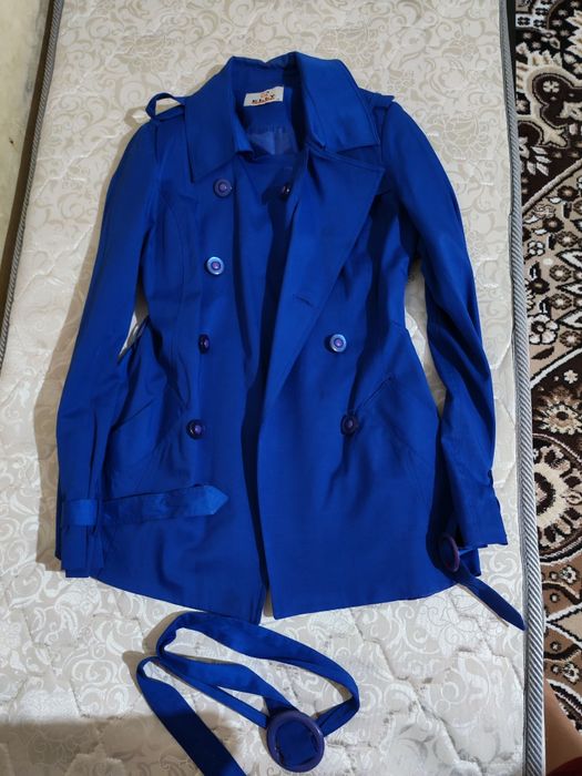 Ayollar kiyimi vetrovka