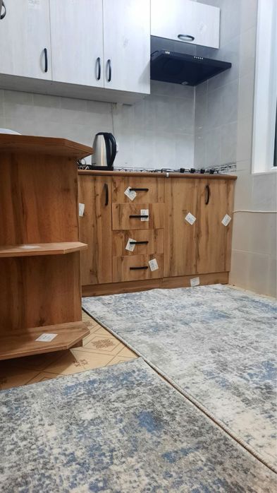 Yashnabod metrosi yonida 3 xonali uyga 4-talaba qiz kerak