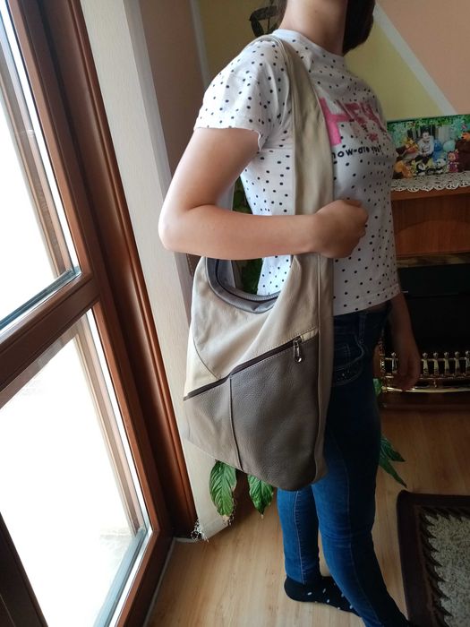 Продавам НОВА дамска чанта от естествена кожа