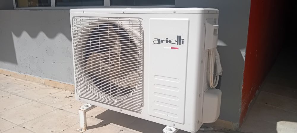 Климатик Arielli модел AAC 24 CHKD