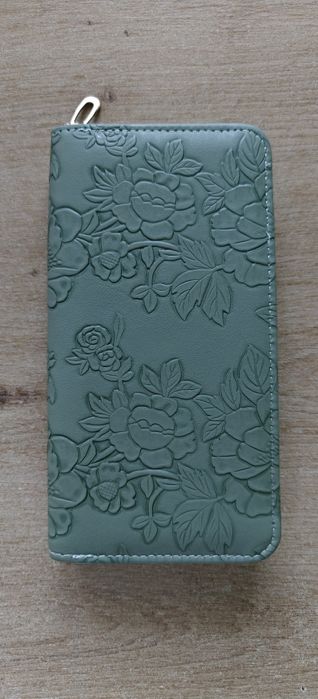 Дамски портмонета - различни видове